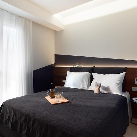 The H Experience - Stylish 2Bd Apt With Balcony In Heraklion Center Экстерьер фото