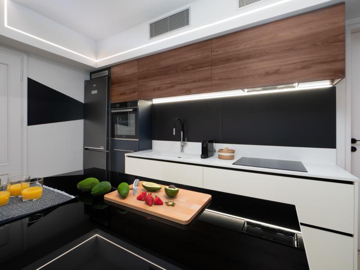 The H Experience - Stylish 2Bd Apt With Balcony In Heraklion Center Экстерьер фото